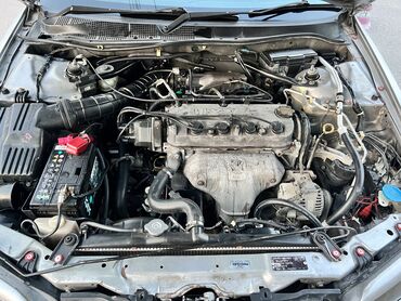 автомобиль для продажи: Honda Accord: 2001 г., 2 л, Автоматтык, Бензин, Седан