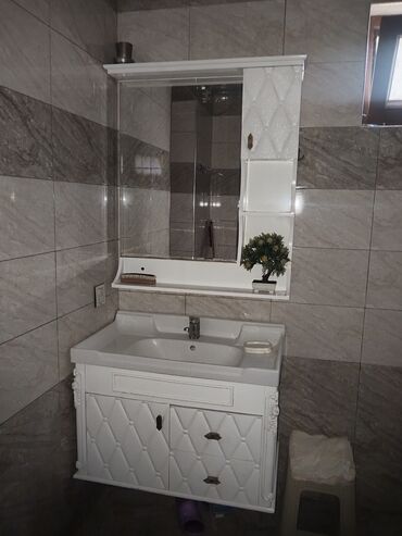 Uzunmüddətli kirayə mənzillər: Gəncə şəhərində mərkəzə 5 dəqiqəlik məsafədə, Xan bağına yaxın ərazidə — 11