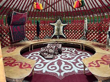 Аренда юрт: Аренда юрты, Каркас Деревянный, 85 баш, С полом, Самовар, Стол — 7