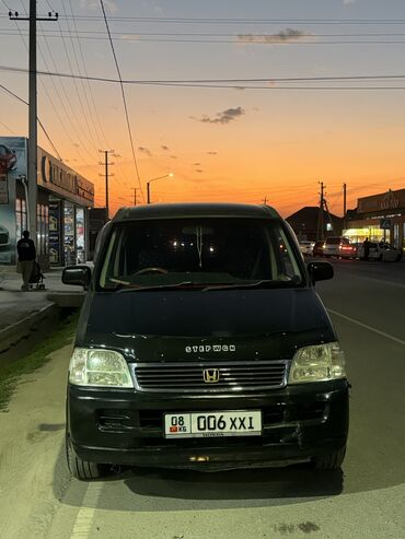 степ год 2000: Honda Stepwgn: 2000 г., 2 л, Автомат, Бензин