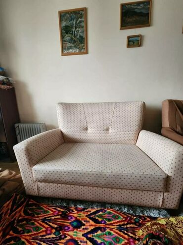 чехлы на диван бишкек: Түсү - Саргыч боз, Колдонулган