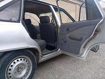 Унаа сатуу: Daewoo Nexia: 2002 г., 1.5 л, Кол менен иштөөчү, Газ, Седан — 8