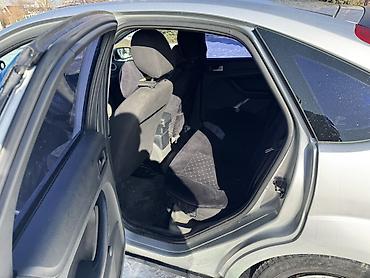 Ford: Ford Focus: 2005 г., 1.6 л, Механика, Бензин, Хэтчбэк — 9