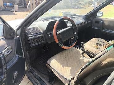 neta ls: Audi 100: 1986 г., Механика, Бензин, Седан — 1