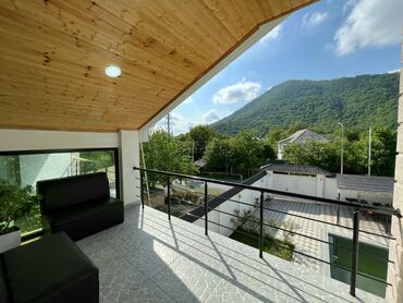 Həyət evləri və villaların satışı: 4 otaqlı, 160 kv. m, Yeni təmirli — 2