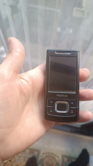 nokia 8600: Nokia 1