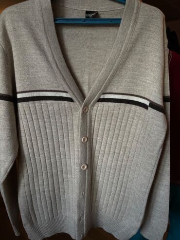 свитер военный: Кофта мужская Размер L Состояние как новое, теплый вязанный кардиган