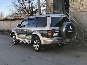traktr satşı: Mitsubishi Pajero (2-ci nəsil) SUV Xüsusiyyətlər: - Kuzov: 5 qapılı — 8