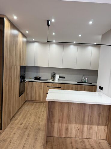 Долгосрочная аренда квартир: 3 комнаты, Собственник, С мебелью полностью — 3