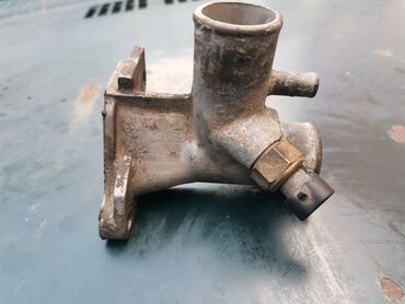 Auto delovi: Racva vode glave Lada 2121,21213,21214i Niva. Polovno, ocuano. Skinuto — 6