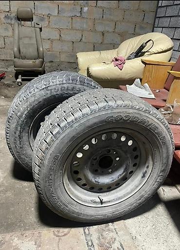 Шиналар жана дисктер: Дөңгөлөктөр монтажда 225 / 65 / R 15, Кыш, Колдонулган, Жуп, Жеңил унаалар, Темир, тешиктери - 5 — 1