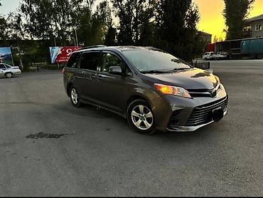 Унаа сатуу: Toyota Sienna: 2019 г., 3.5 л, Автомат, Бензин, Вэн/Минивэн — 1