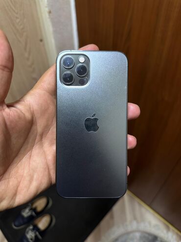 ikinci el iphone 10: IPhone 12 Pro, 128 GB, Jet Black, Barmaq izi, Face ID