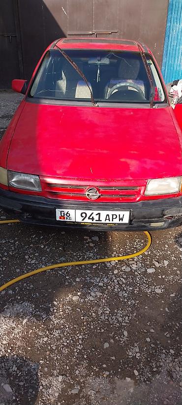 ош пакрышки: Opel Astra: 1993 г., Кол менен иштөөчү, Хетчбек — 3