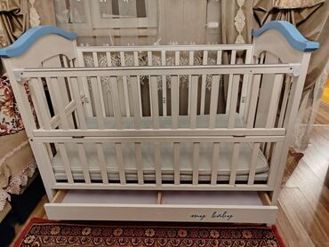 Gəzinti arabaları: Oğlan və qız üçün, Beşik