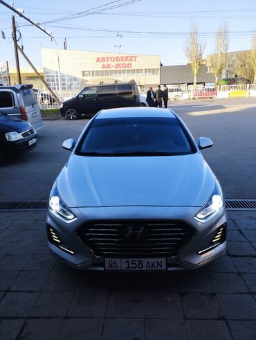 hyundai sonata 2009: Hyundai Sonata: 2018 г., 2 л, Автомат, Газ