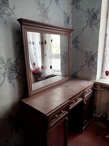 Qonaq otağı dəstləri: İşlənmiş, Divan — 7