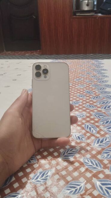 компьютер сатылат: IPhone 12 Pro, Күмүш