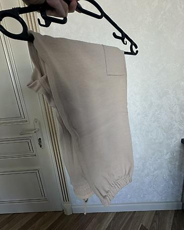 Kişi geyimləri: ZARA kişi şalvarı – bej rəng - Model: jogger hibridi - Ölçü: S (EUR S — 1