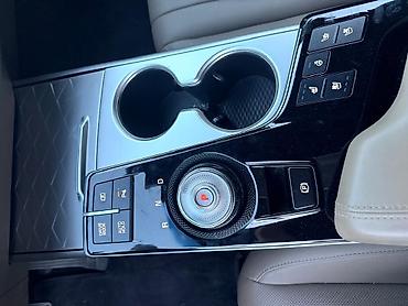 android avto: Kia K8: 2022 г., 3.5 л, Автомат, Гибрид, Фастбек — 10