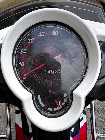motosklet satilir: - Sky 49, 50 sm3, 2024 il, 13500 km — 4