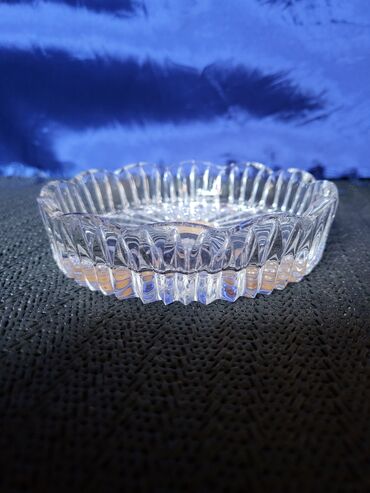 Činije: Cinija nova kristal,original led kristal iz 70ih. Cinijica na lalafo.rs — 9 Činije: Cinija nova kristal,original led kristal iz 70ih. Cinijica — 9