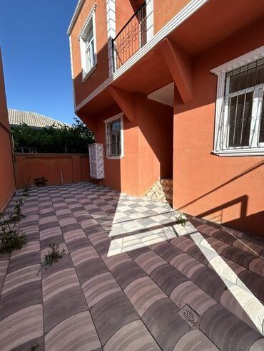 28 may kiraye evler 400 azn: 100 kv. m, 5 otaqlı, Kombi, Qaz, İşıq
