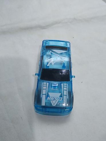 Autići: Autici plasticni,cena za kom — 5