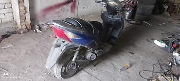 gilera runner: Скутер 50–150 см³ (визуально класс «городской», 4‑тактный — 6