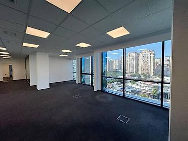İcarəyə verilir 7 otaqlı ofis 260 m², 8 Noyabr m. Daha 7 şəklə bax