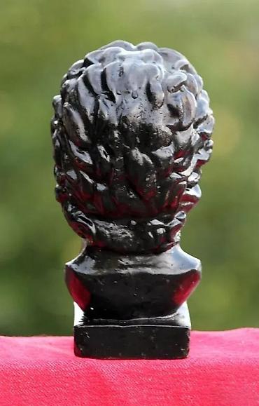Figure: Vintage Bista Aleksandra Velikog 17 cm 0,8 kg!. Ručno rađena — 3