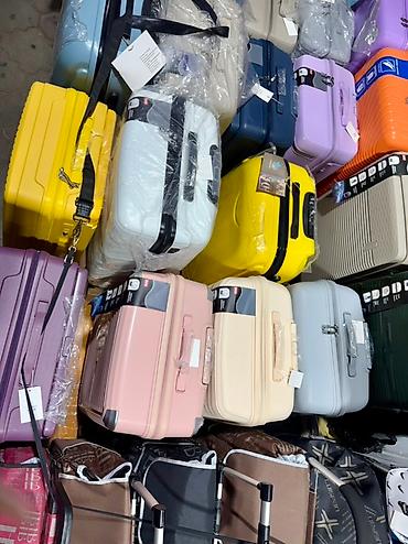 trolly bag: Чемодан, Новый, Большой (более 70 л), Вращающиеся колеса на 360°, Кодовый замок, Съёмные колеса — 2
