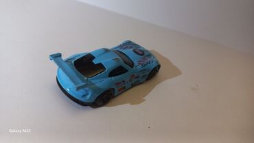 Игрушки: Продаю машинки хот вилс ( на обороте написано). покупаете первые 4 at lalafo.kg — 20 Игрушки: Продаю машинки хот вилс ( на обороте написано). покупаете первые 4 — 20