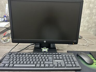 15.6 ekran: Masaüstü kompüter dəsti i7 128 gb ssd 500 hdd Tərkib: - Sistem bloku