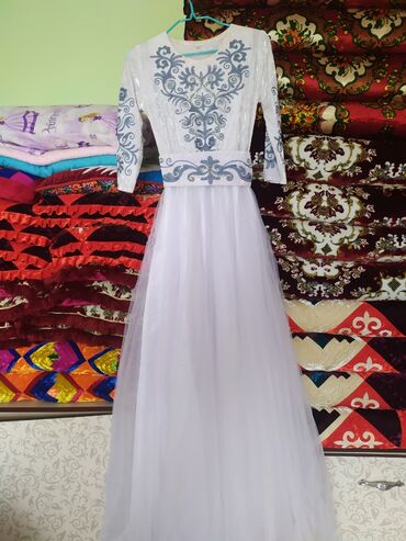 кыргызское национальное платье: Детское платье, цвет - Белый, Б/у