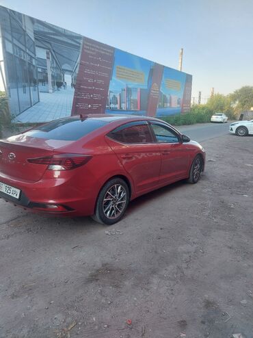 hyndai avante: Hyundai Avante: 2019 г., 1.6 л, Автомат, Бензин, Седан