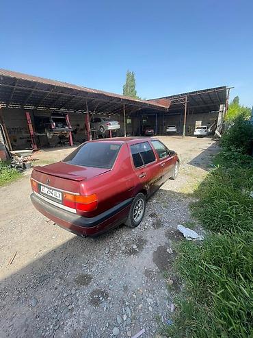 Volkswagen: Volkswagen Vento: 1993 г., 1.8 л, Механика, Бензин, Седан — 7