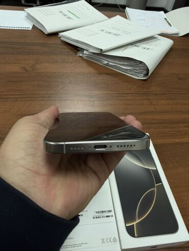 Apple iPhone: IPhone 16 Pro Max, Б/у, 512 ГБ, Natural Titanium, Коробка, 92 % — 3