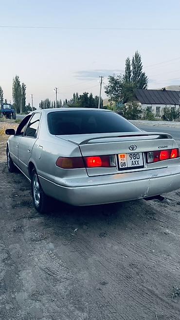 голы 3 купе: Toyota Camry: 1999 г., 2.2 л, Автомат, Газ, Седан — 1