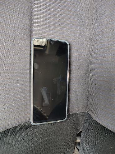 Mobil telefonlar: Cızıq yoxdur 1 aydı alınıb karopka adapter var Endirim olunacaq — 2