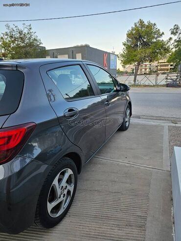Toyota: Toyota Yaris: 1.5 l. | 2015 έ. Χάτσμπακ — 3