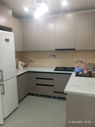 сдается дом без хозяина шопокове гавриловке романовке: 180 м², 5 комнат, Бронированные двери, Евроремонт, Парковка