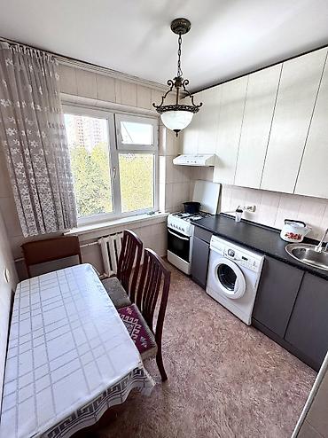 90000: 3 комнаты, 58 м², 8 мкр 104 серия, 4 этаж, Требуется ремонт — 3