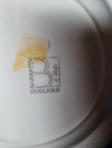 Kuhinjski setovi: Tanjiri engleski 1950 do 1970god.Barratts Staffordshire. Engleski — 14