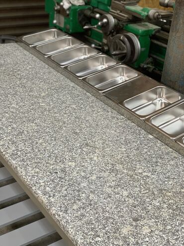 Промышленные холодильники и комплектующие: Стол холодильник — 10