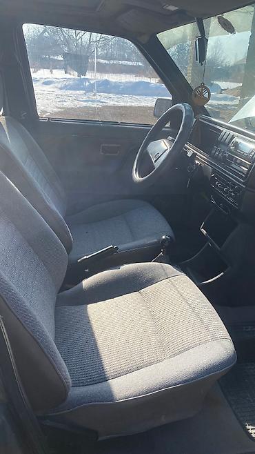 neta gt: Volkswagen Golf GTI: 1989 г., 1.6 л, Механика, Бензин, Хэтчбэк — 9