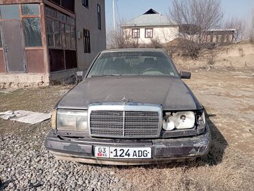 16 мерс: Mercedes-Benz W124: 1990 г., 2.3 л, Механика, Бензин, Седан