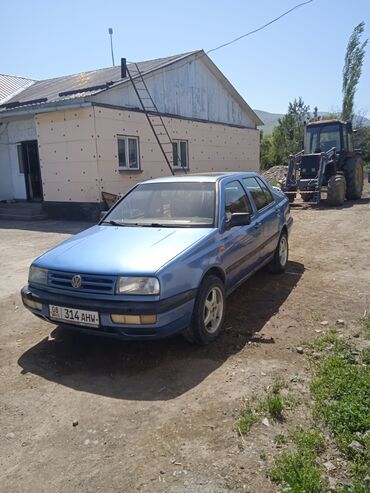 волсваген: Volkswagen Vento: 1994 г., 1.8 л, Механика, Бензин