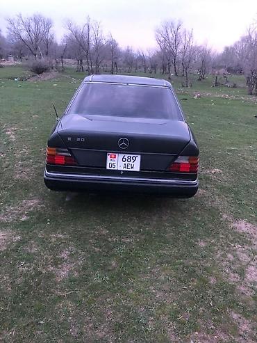 нур мото: Mercedes-Benz W124: 1992 г., 2.2 л, Бензин, Седан — 4
