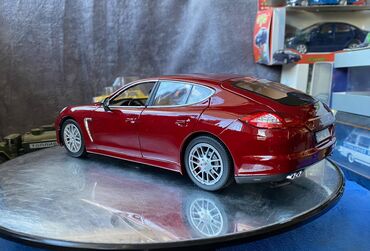 Avtomobil modelləri: Porsche, 2010 il, 1:18, Dəmir, Ödənişli çatdırılma — 21